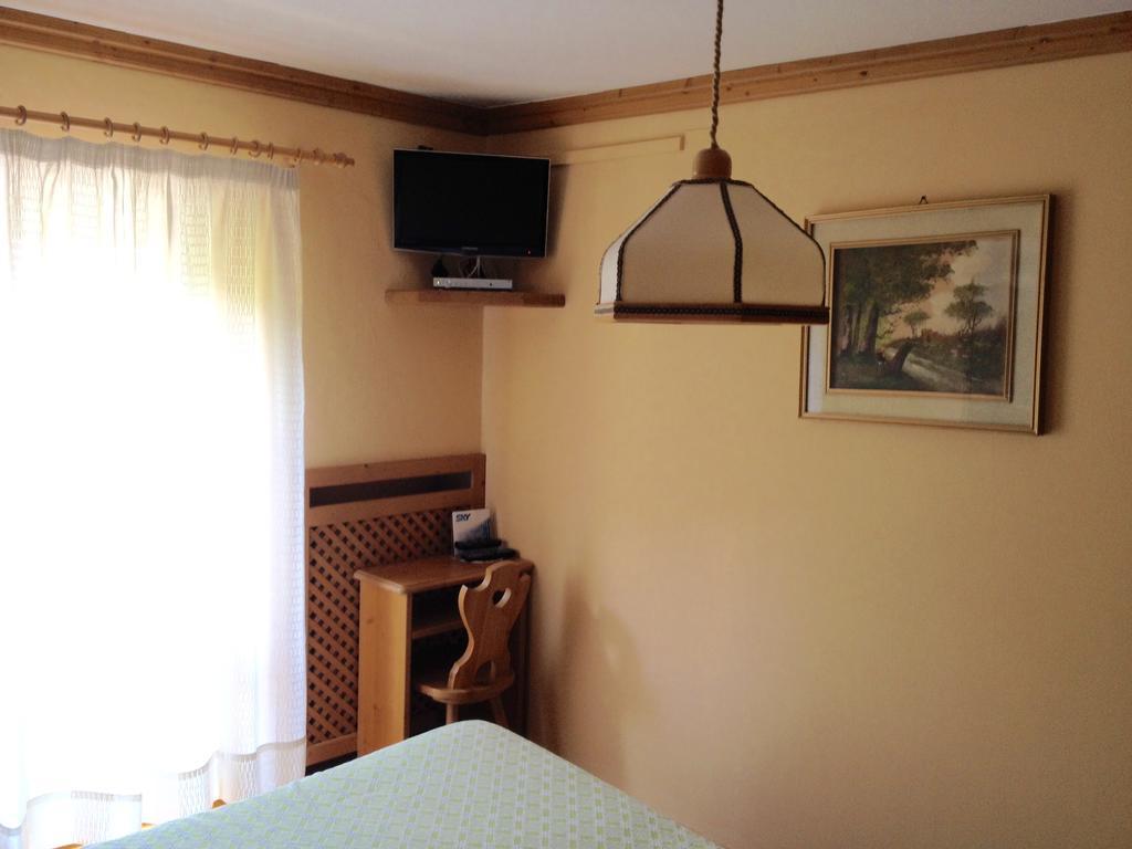 Albergo Garni Ajarnola Auronzo di Cadore Cameră foto