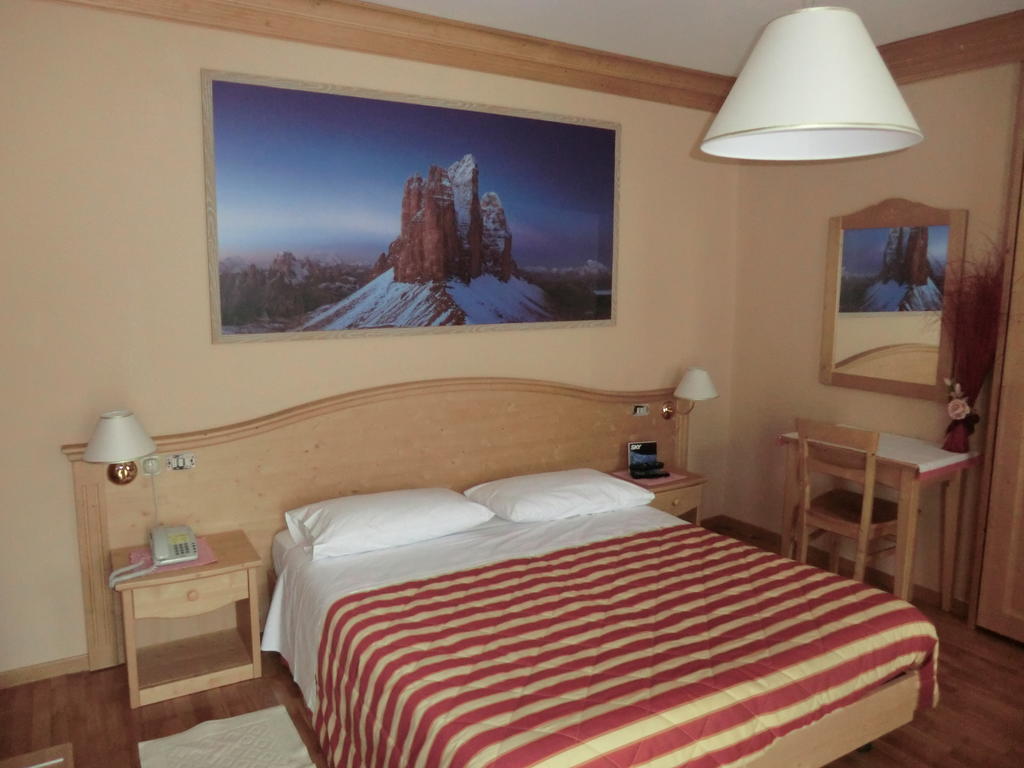 Albergo Garni Ajarnola Auronzo di Cadore Cameră foto
